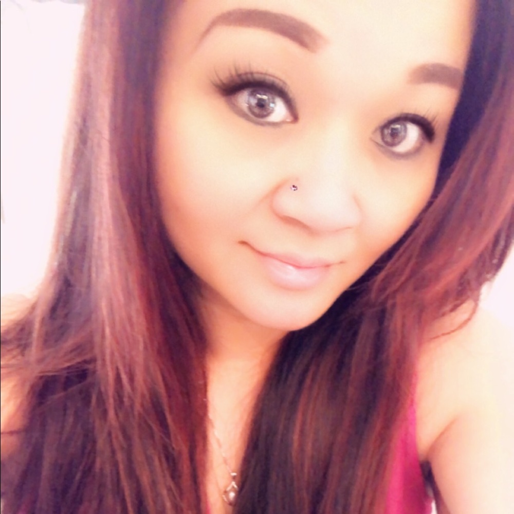 Meet your Posher, Regina